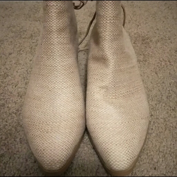 Farylrobin Metallic Linen Boots - Picture 3 of 3